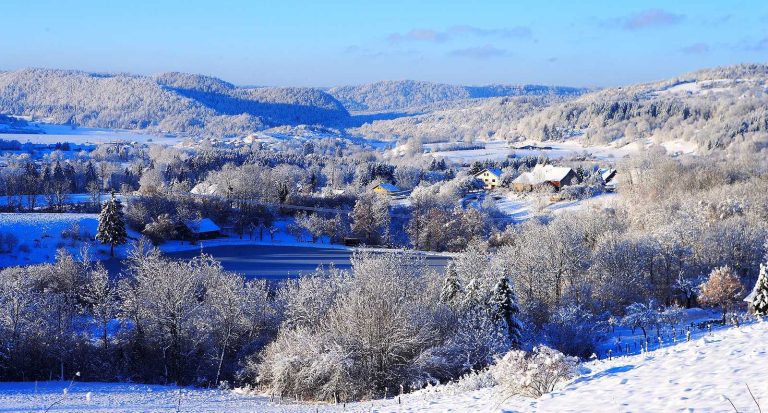 Chapelle des bois : pour des randonnées pédestres uniques dans la neige