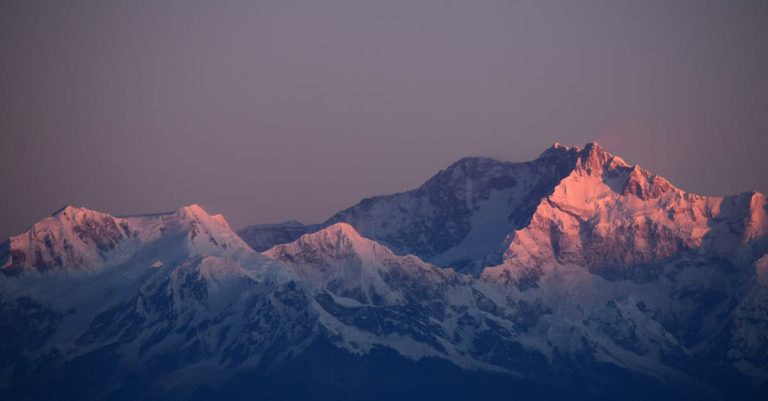 Quelles merveilles se cachent dans les montagnes ?