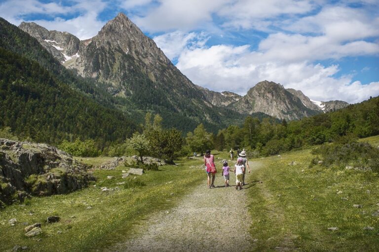 Vous cherchez l&rsquo;aventure en montagne dans les Pyrénées ?