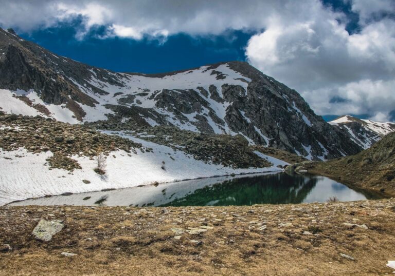 Vous cherchez l&rsquo;aventure ? Que diriez-vous d&rsquo;une excursion nature en pleine montagne ?