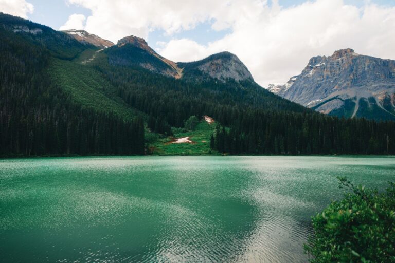 Prêt pour une randonnée passionnante dans les Pyrénées ?