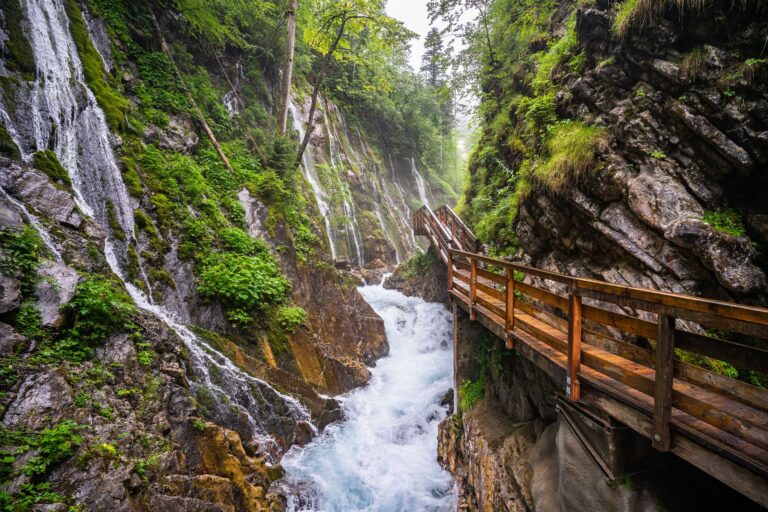 Quelles merveilles cachent les montagnes ?